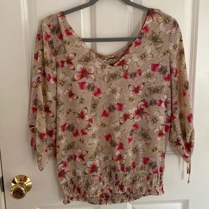 New York & Company XS butterfly flowy blouse
